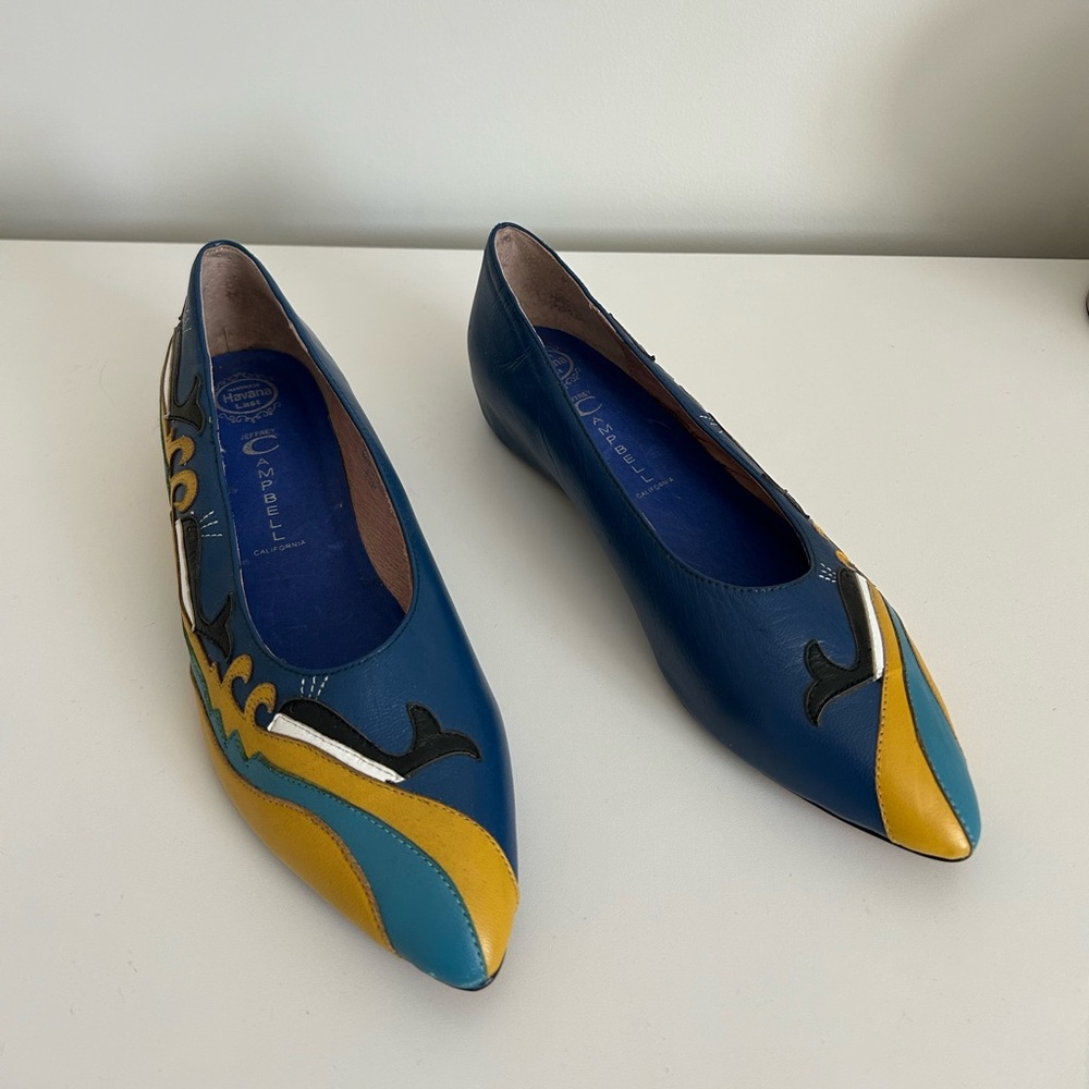 Unique Jeffrey Campbell Blue Flats! Excellent Condition! Size 8.5